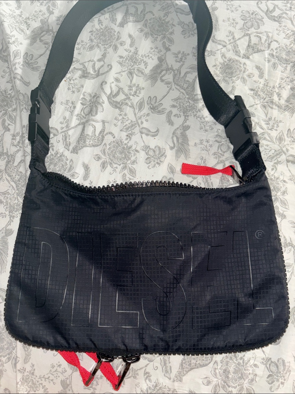 UNISEX Diesel Black Nylon Crossbody Bag with Subtle Logo